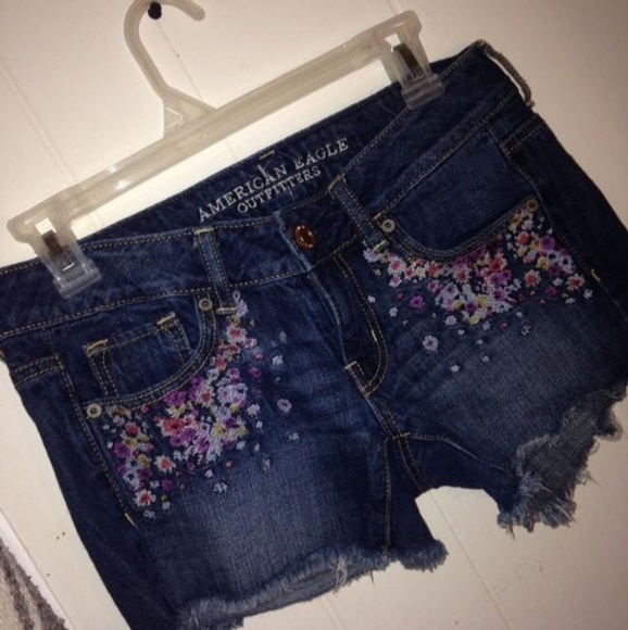 Floral American eagle outfitters jean shorts - Picture 1 of 3